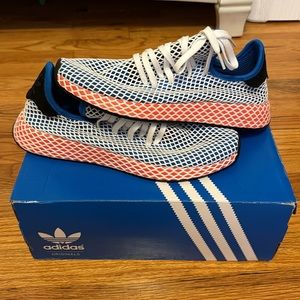 Adidas Deerupt Runner size 9.5